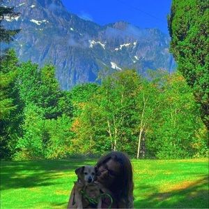 Meet your Posher, Keely